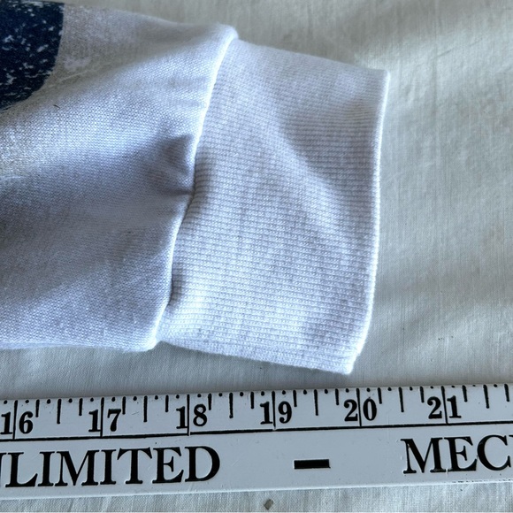 Torrid Skiers Ski Skiing Graphic Print Sweatshirt Pullover - Picture 11 of 14